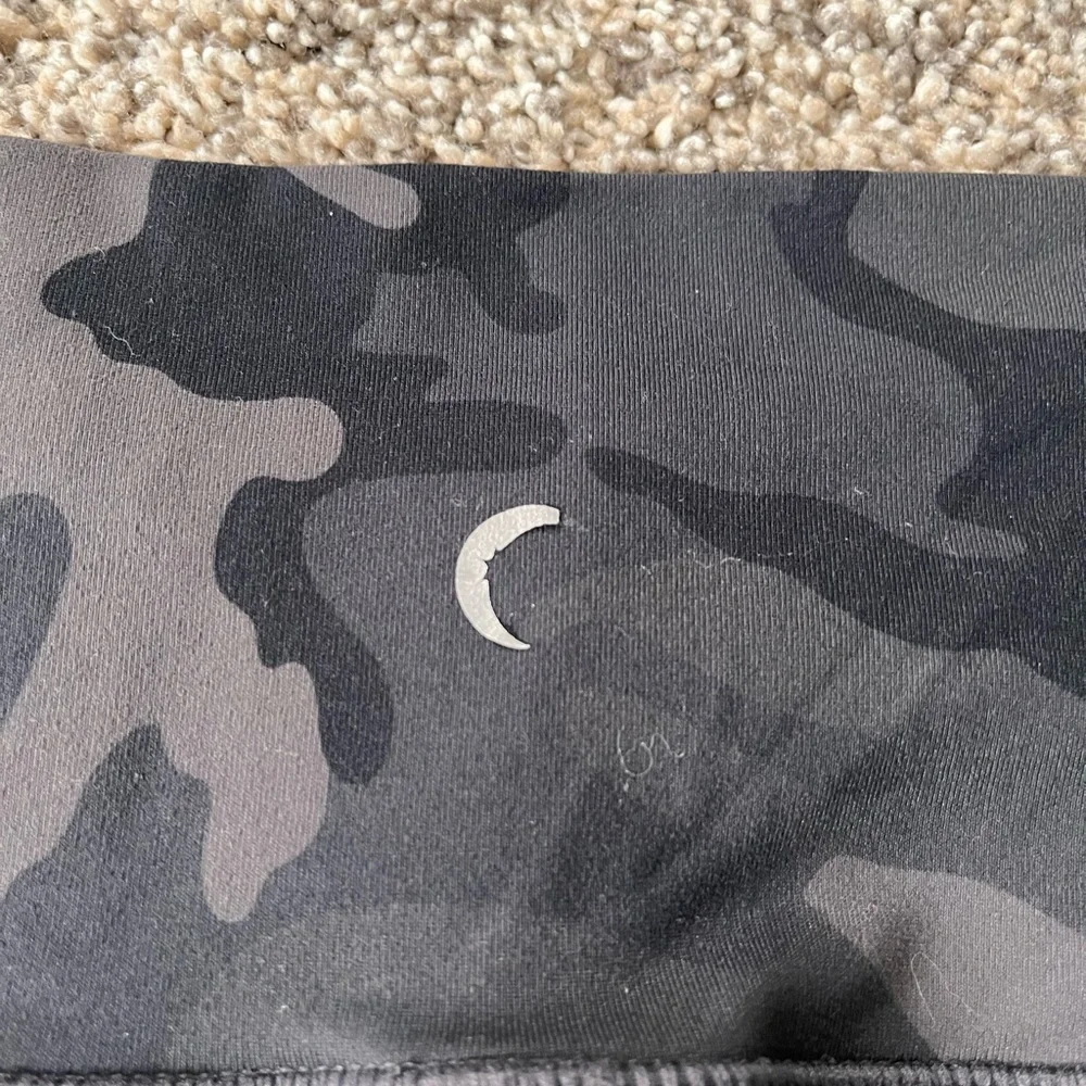 Zyia leggings size 4 (20.5 inch inseam)_4